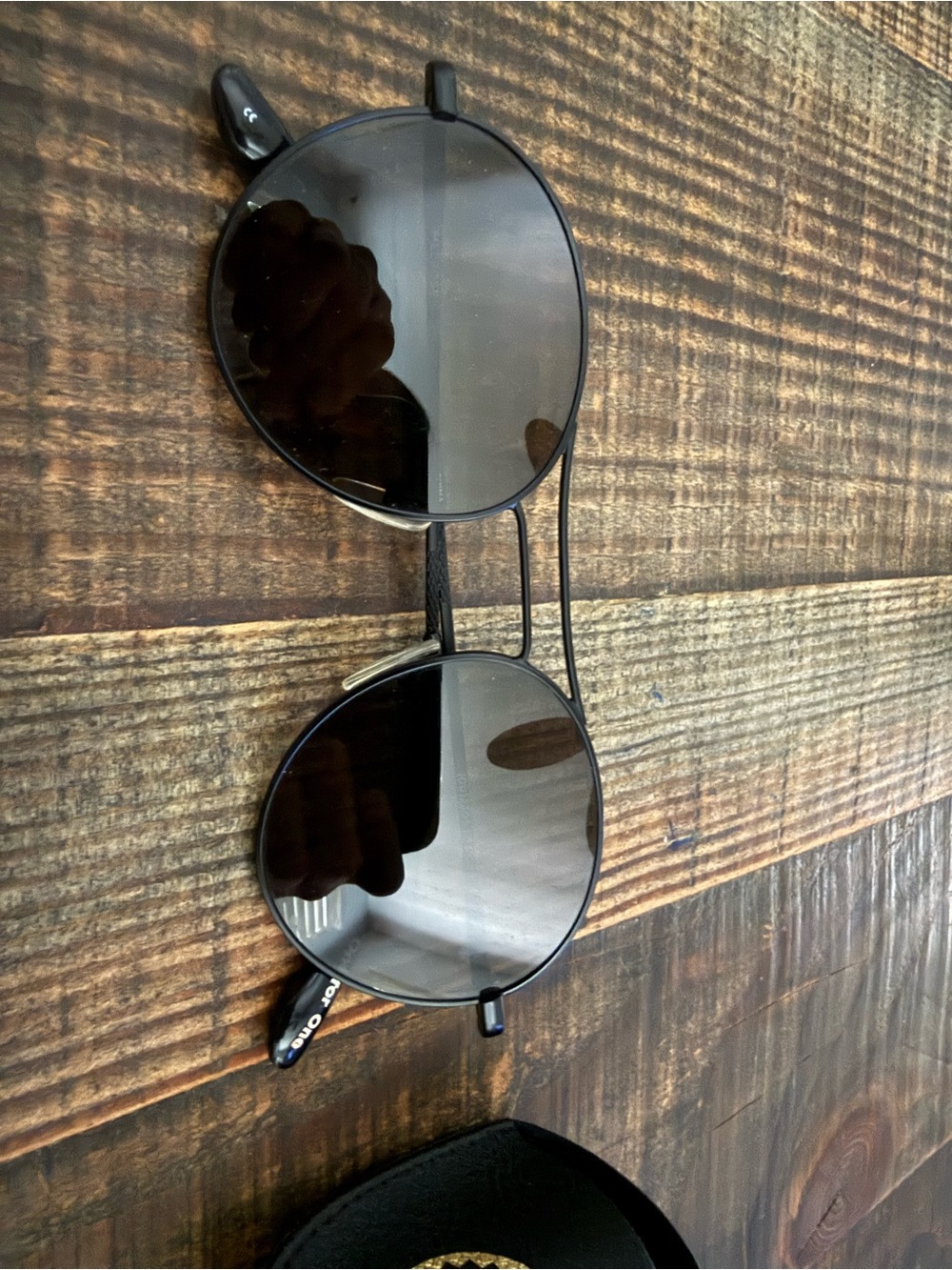 Ray Ban Round Black Metal Frame Sunglasses - Dark Lenses